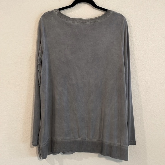 Easel Women’s Shirt Medium Grey Sun Washed Distressed Boho Oversized Longline - Picture 4 of 14
